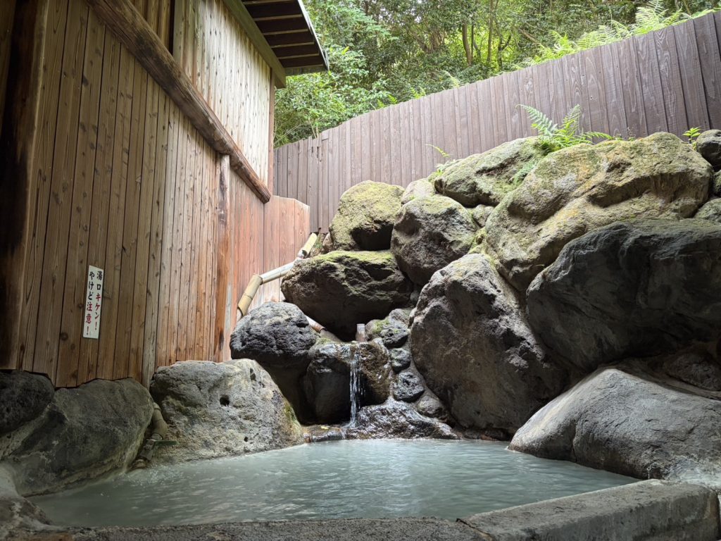 鶴の湯